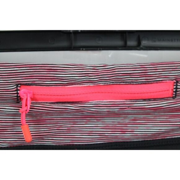 Lululemon Run Shorty Shorts Size 8 Womens - Picture 5 of 9